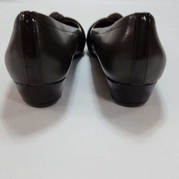 Ros Hommerson Tao Shoe Brown Leather Suede Bow Women's 8M Low 1.5" Heel Wedge - Picture 14 of 16